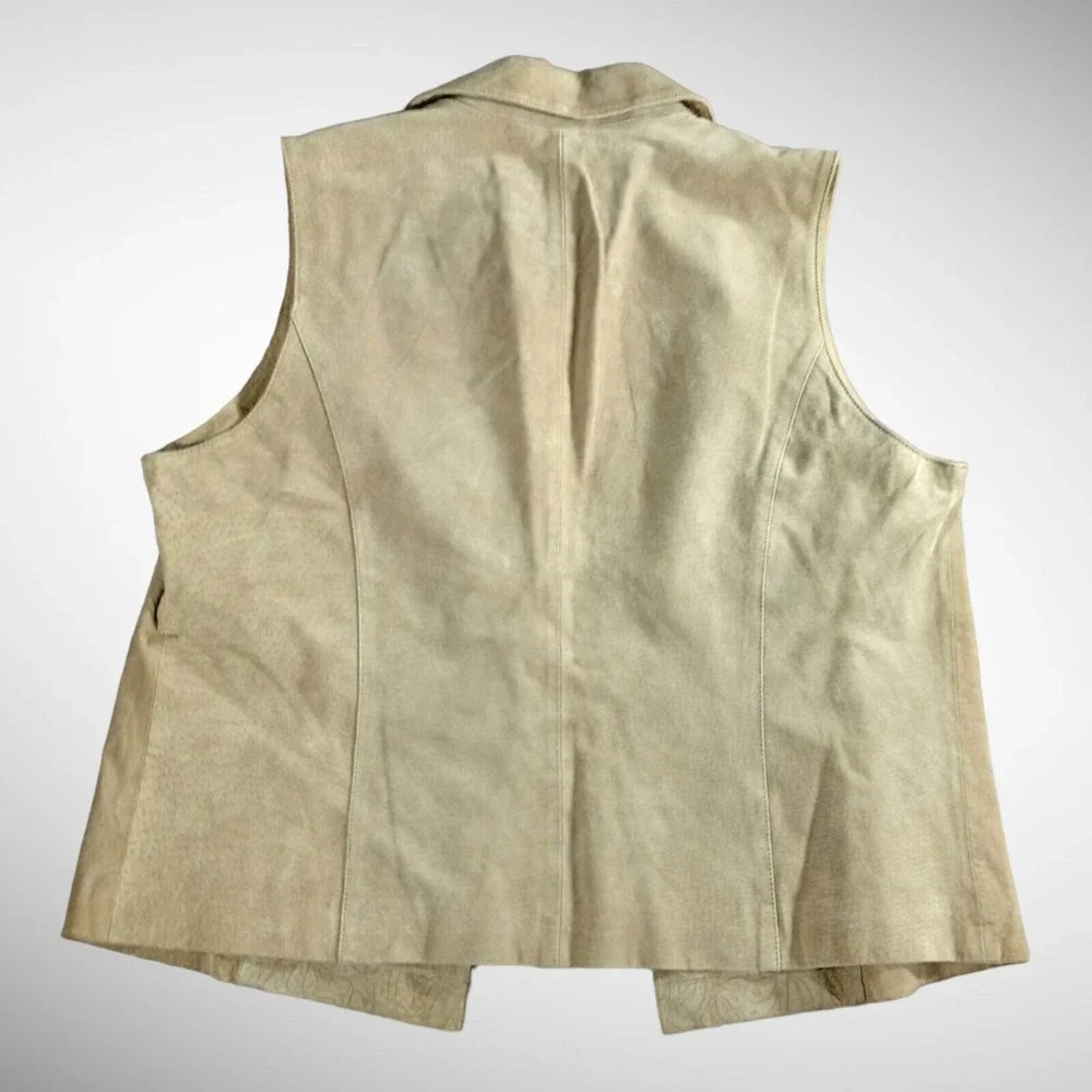 Coldwater Creek Leather Vest Size Large Beige Floral‎ Embossed